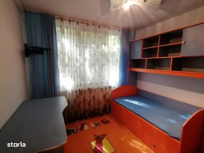 Budimex Apartament 3 camere decomandat, centrala termica, mobilat si utilat,